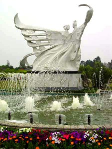 памятник Liang-Shanbo-Zhu-Yingtai в Китае